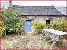 MAISON A RENOVER TEILLE