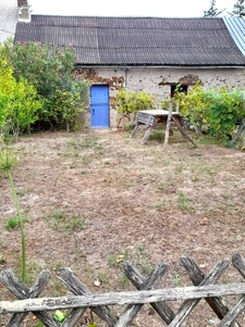 MAISON A RENOVER TEILLE