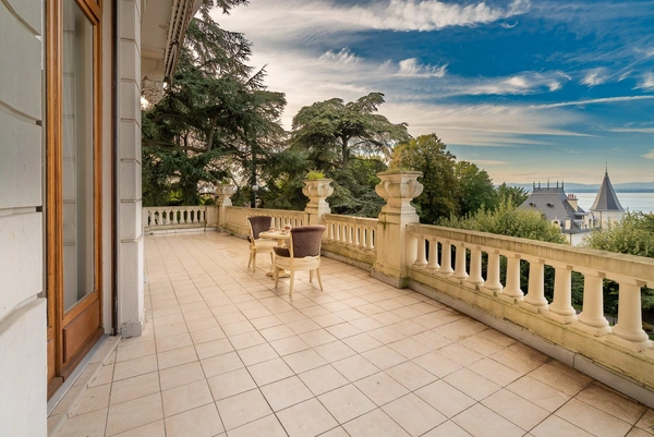 Appartement à vendre - Réf  74500 Évian-les-Bains
