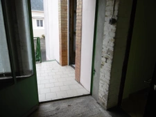 maison 94 m2 2 à 3 ch.à l'étage. Dépendance grande hauteur 6