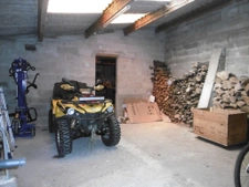 maison 106 m2 restaurée 4 ch 2 garages (62 m2) jardin intéri