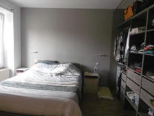 maison de bourg 2 chambres cour jardin de 300 m2 dépendances