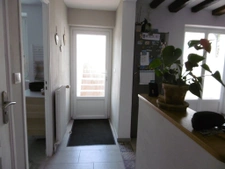 maison 106 m2 restaurée 4 ch 2 garages (62 m2) jardin intéri