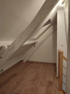 fermette restaurée 55 m2 dépendances 170 m2 terrain 1400 m2