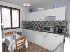 pavillon 75 m2 sur sous sol de 1980. 2 ch 750 m2 de terrain