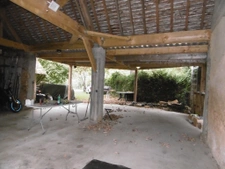 centre. maison 120 m2. 4 ch. 650 m2 de jardin avec accès riv