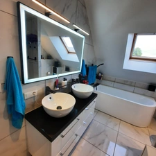 construction de 2003. 147 m2 4 ch  garage terrain de 893 m2