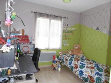 pavillon de 90 m2 de 2007. Plain-pied 3 ch garage 1300 m2 de