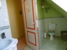 A 2.5 km de Bonnétable. Dans hameau de campagne maison 5 cha