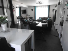 construction de 2003. 147 m2 4 ch  garage terrain de 893 m2