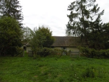 fermette plain-pied. 2 ou 3 ch. 68 m2 de dépendances 2700 m2