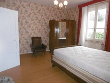 maison 94 m2 2 à 3 ch.à l'étage. Dépendance grande hauteur 6