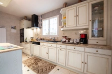 Dans hameau tranquille, belle maison de 220m2 habitable 4/5 