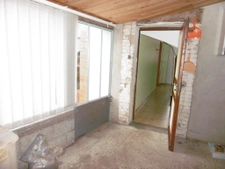 maison 94 m2 2 à 3 ch.à l'étage. Dépendance grande hauteur 6