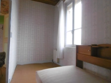 maison 94 m2 2 à 3 ch.à l'étage. Dépendance grande hauteur 6