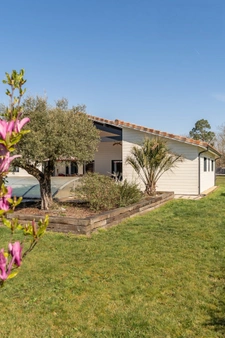 Maison à vendre - Réf  33770 Salles