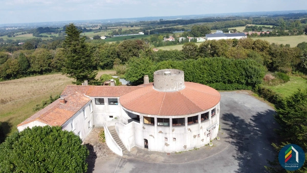 Propriété sur les hauteurs de Pouzauges