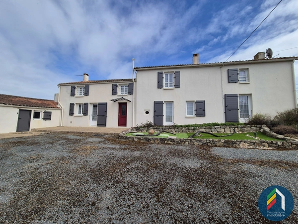 Maison de village  