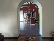 Vaste maison de bourg, 4 chambres, très joli jardin