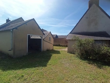 Maison à restaurer sur terrain de 1900m2