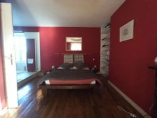 Vaste maison de bourg, 4 chambres, très joli jardin