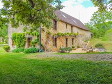 Propriété avec deux maisons sur 17 hectares