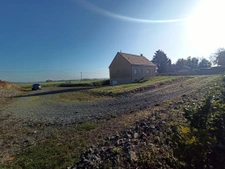  3 chambres, combles aménageables, 4200m2 de terrain