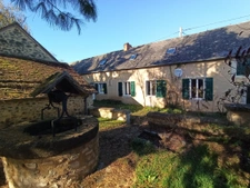  Sur plus de 3 hectares, 400m2 de dépendances