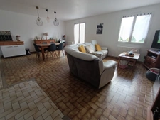 Plain-pied, 3 chambres, 1300m2 de terrain bord de rivière