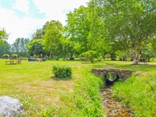 Propriété avec deux maisons sur 17 hectares