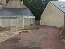  Maison de bourg avec joli terrain