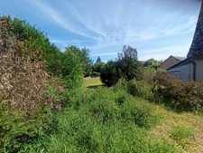 Maison à restaurer sur terrain de 1900m2