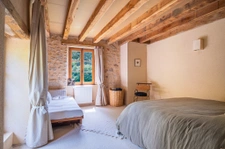 Propriété avec deux maisons sur 17 hectares