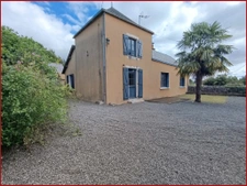 Charmante maison de bourg sur 900m2 de terrain