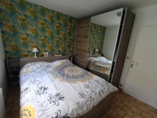 Plain-pied, 3 chambres, 1300m2 de terrain bord de rivière