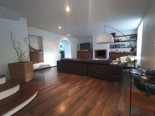 Vaste maison de bourg, 4 chambres, très joli jardin