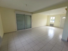 Pavillon dans zone résidentiel calme