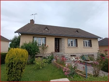 Grande maison, quartier calme avec grand sous sol