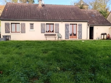 Plain-pied, 3 chambres, 1300m2 de terrain bord de rivière