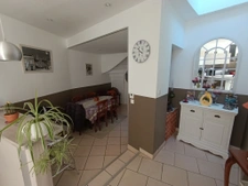 Centre proche commerce, parfait état