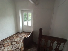  Maison de bourg avec joli terrain