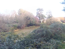 Propriété calme absolu sur près de 5 hectares de terres