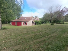 Propriété, gîte possible bord de rivière 2 ha de terrain