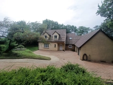 20 min le mans, 5 chambres, 2100m2 de terrain