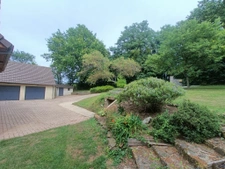 20 min le mans, 5 chambres, 2100m2 de terrain