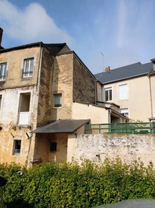 Immeuble commerce + logement à rénover et creer