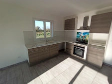  3 chambres, combles aménageables, 4200m2 de terrain