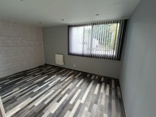 Au calme, 3 chambres, 1300m2 de terrain entre le Mans et Lav