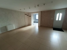 Au calme, 3 chambres, 1300m2 de terrain entre le Mans et Lav