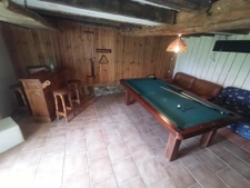 Fermette sur 12000m2 de terrain, dépendances